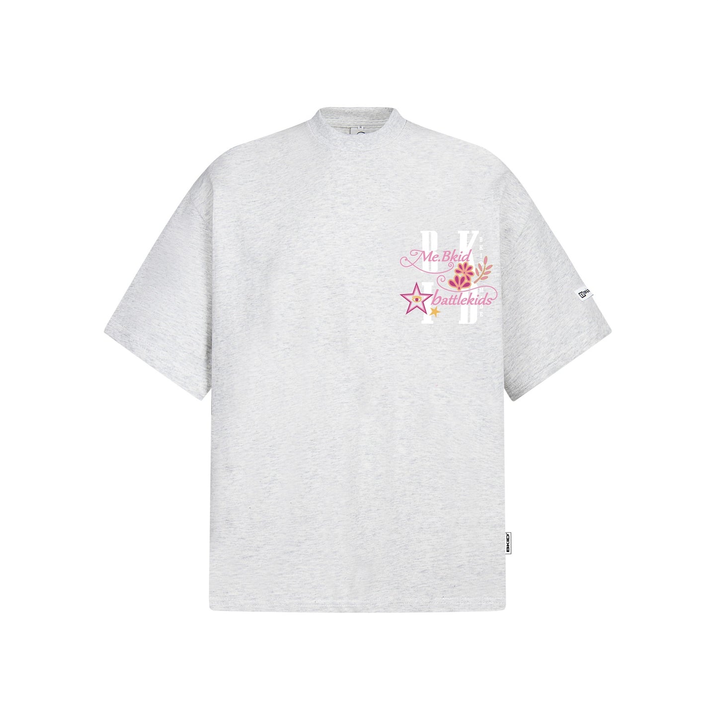 Gray unisex shiny powder gold line embroidery short sleeve T-shirt lifestyle look at TeenStylo