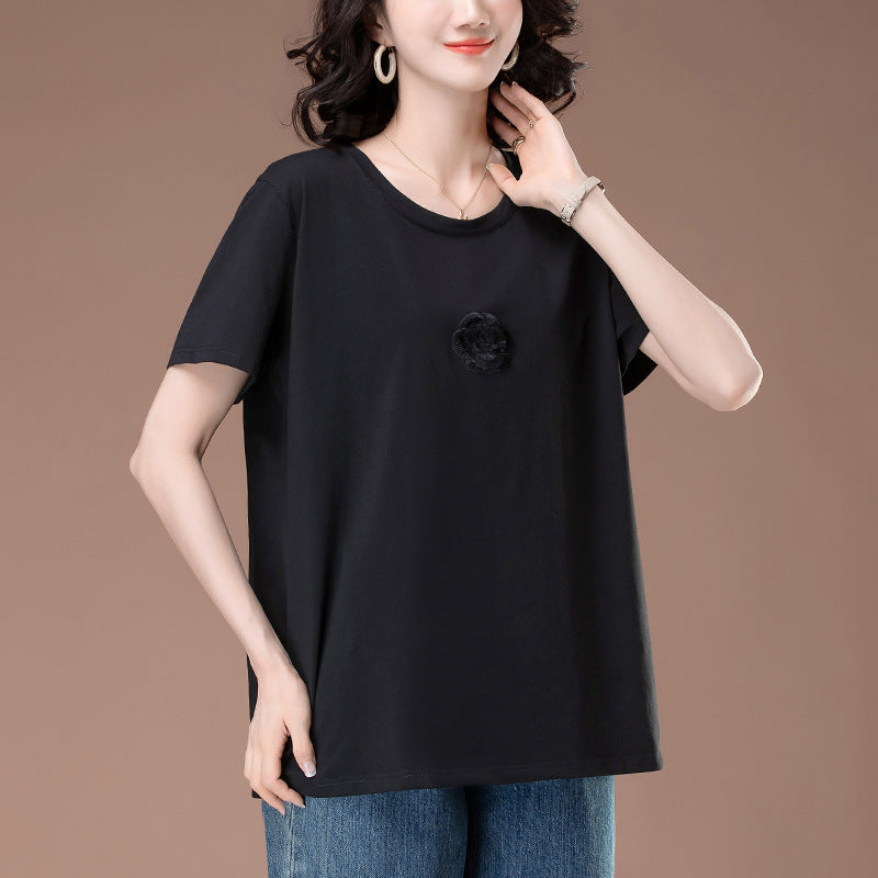 Black unisex round neck short sleeve t-shirt lifestyle shot – Y2K streetwear essential | TeenStylo