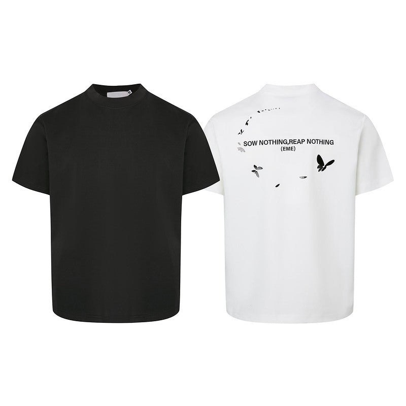White unisex relaxed fit short sleeve t-shirt fabric detail close-up | TeenStylo
