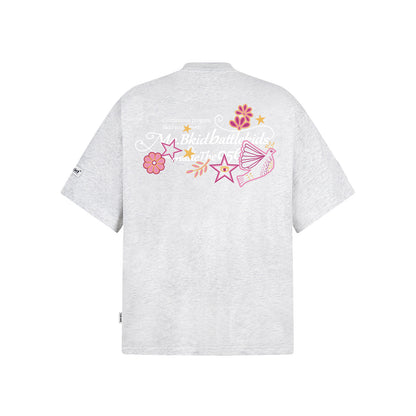 Close-up detail of gray shiny gold line powder embroidery on unisex short sleeve t-shirt | TeenStylo