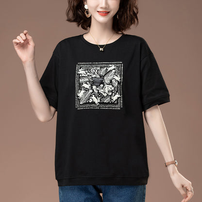 Deep orange unisex round neck short sleeve T-shirt lifestyle shot - Y2K streetwear style | TeenStylo