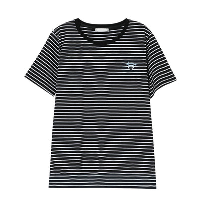 Black striped loose short sleeve T-shirt for women front view, Y2K streetwear style at TeenStylo
