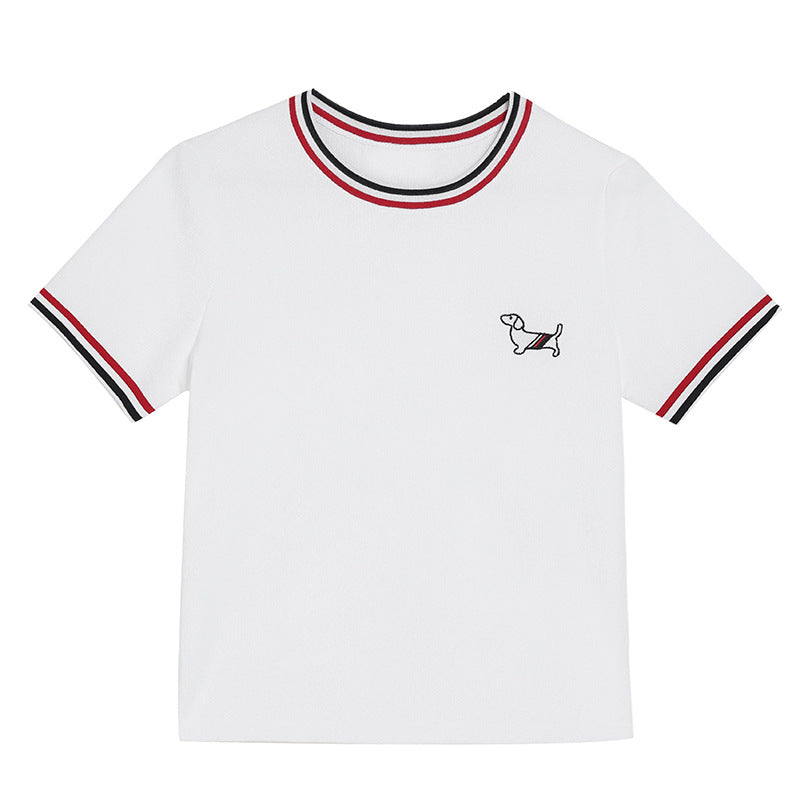White loose short sleeve embroidered t-shirt women unisex streetwear style lifestyle look TeenStylo