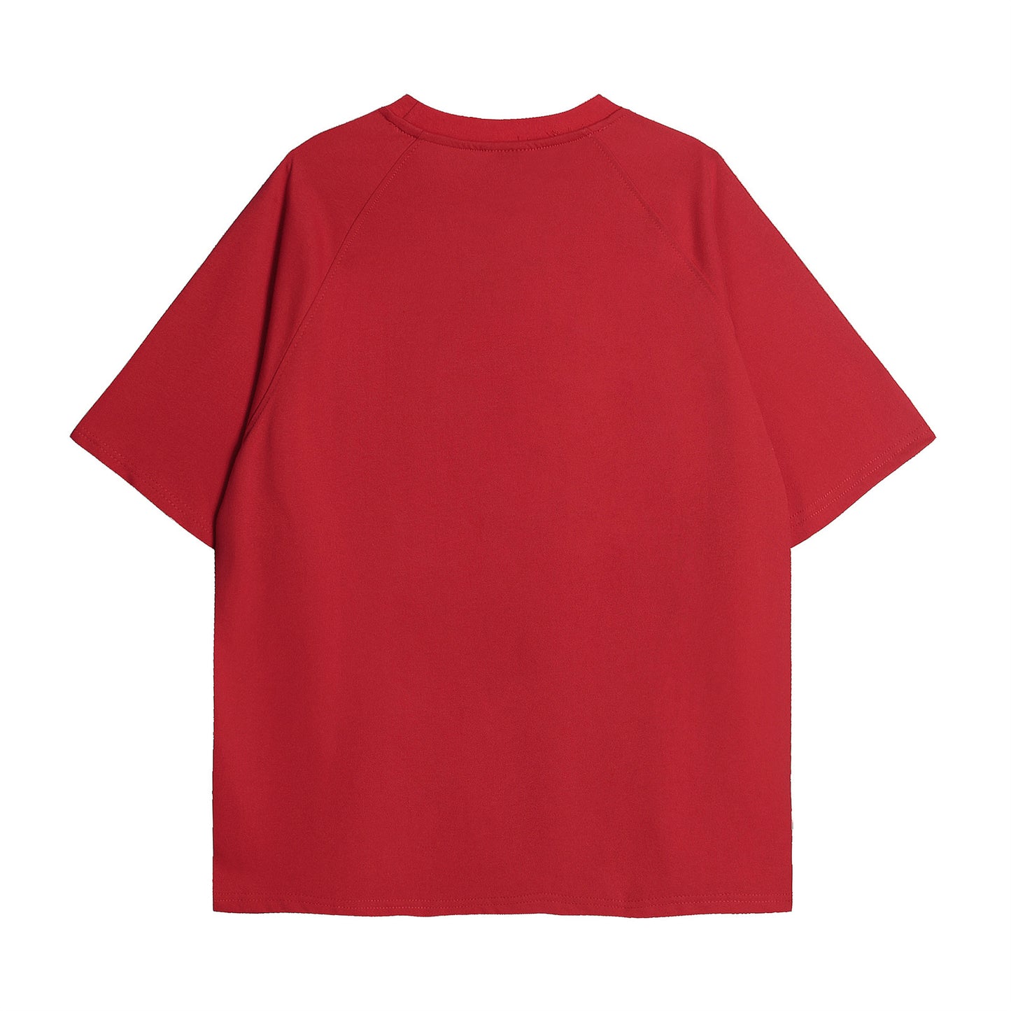 Black pearl design detail close-up on men's oversized casual short sleeve tee streetwear style TeenStylo
