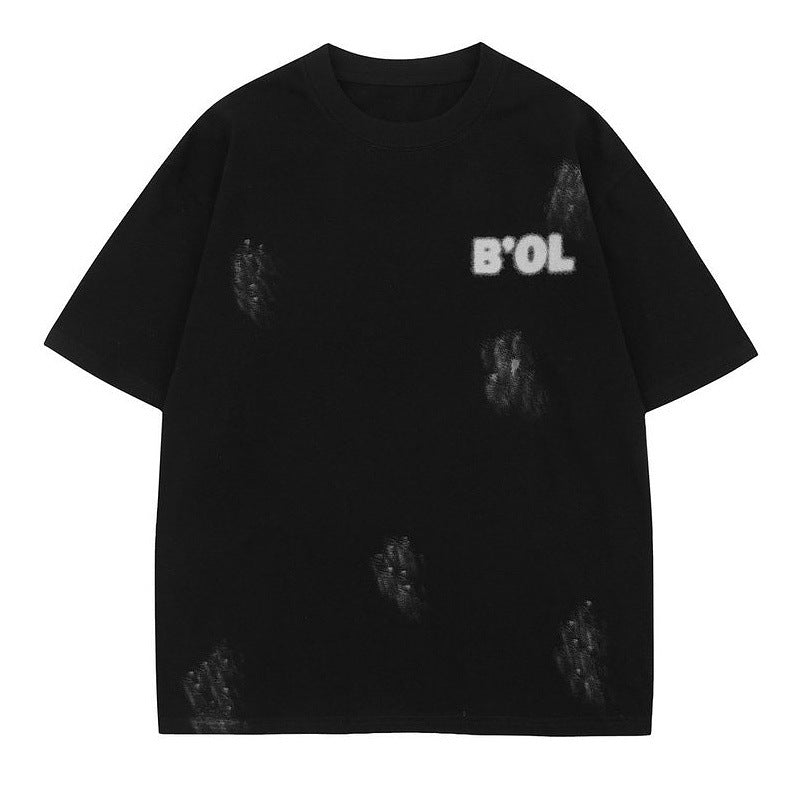 Black letter print loose unisex youth couple T-shirt lifestyle look, Y2K streetwear style | TeenStylo