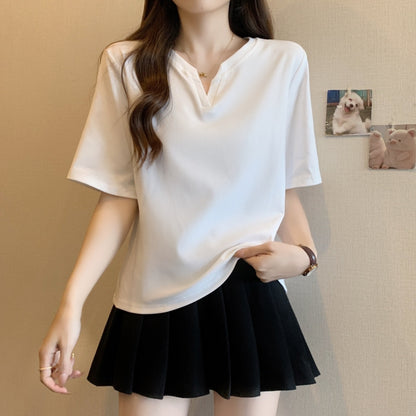 White V-Neck Short Sleeve T-Shirt fabric detail close-up, lightweight summer casual tee | TeenStylo