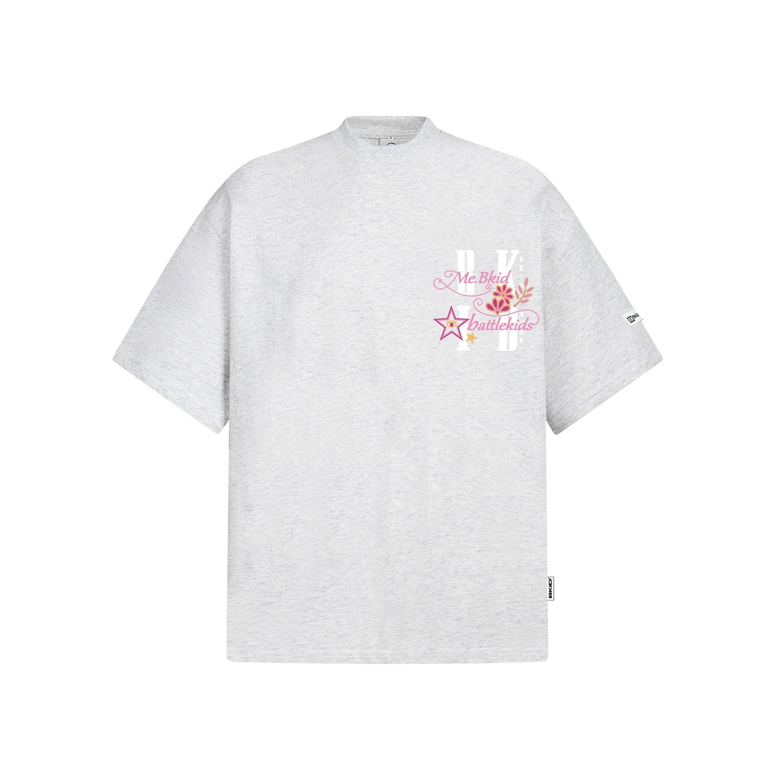 Gray unisex shiny powder gold line embroidery short sleeve T-shirt lifestyle look at TeenStylo