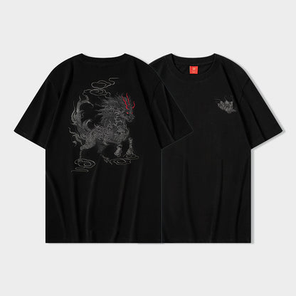White men's Qilin auspicious cloud print t-shirt lifestyle shot streetwear style TeenStylo