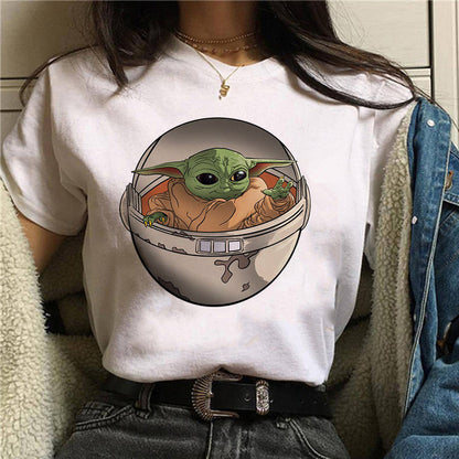 Unisex Harajuku Star Wars Baby Yoda Mandalorian graphic tee in colour 3102 streetwear fashion TeenStylo
