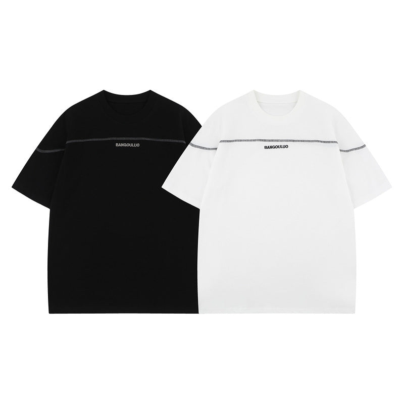 White heavyweight loose tee fabric detail close-up, thick cotton streetwear texture unisex Y2K style | TeenStylo