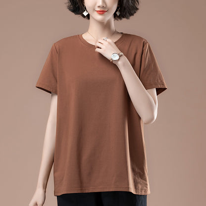Black women's round neck short sleeve t-shirt fabric detail close-up | TeenStylo
