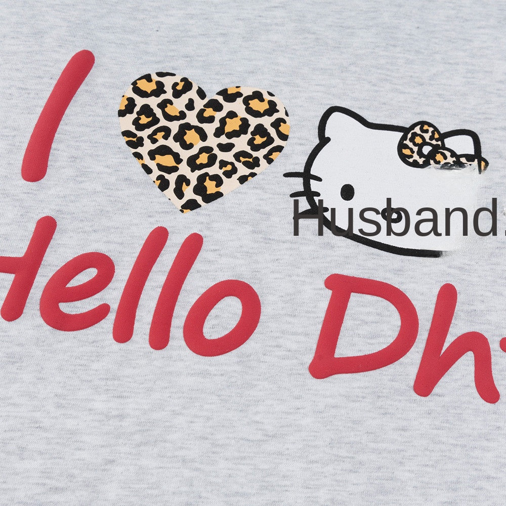 Snowflake gray cartoon cat print detail close-up on streetwear t-shirt for men at TeenStylo