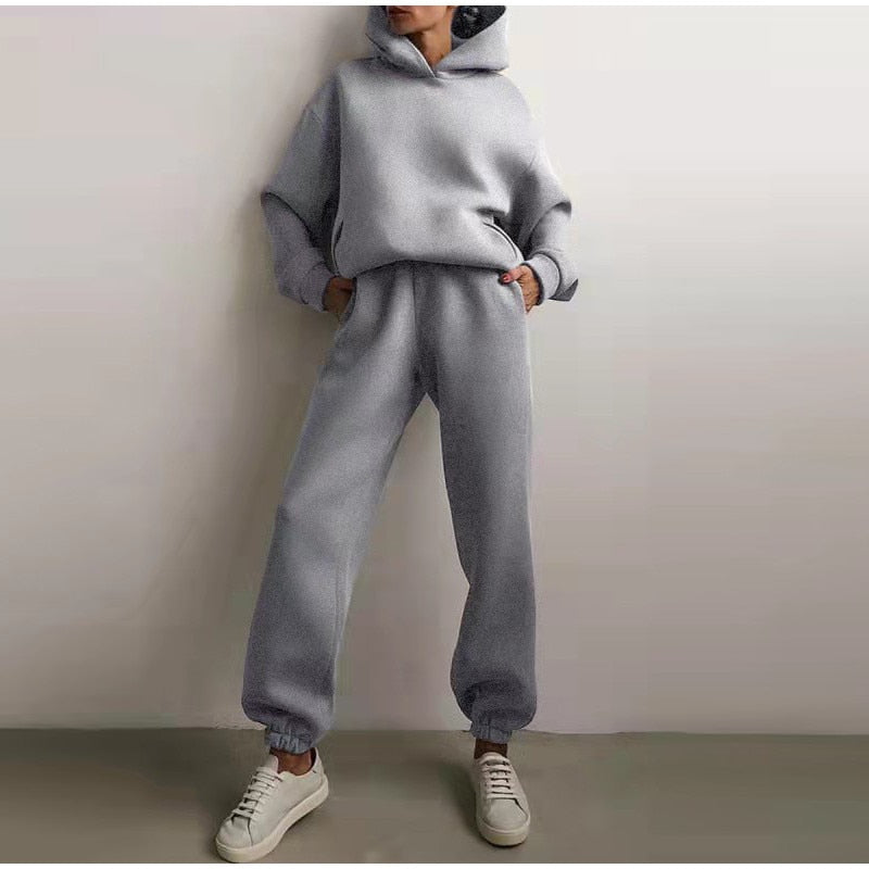 Purple plus fleece sweatshirt detail close-up stitching and fabric texture women's tracksuit TeenStylo