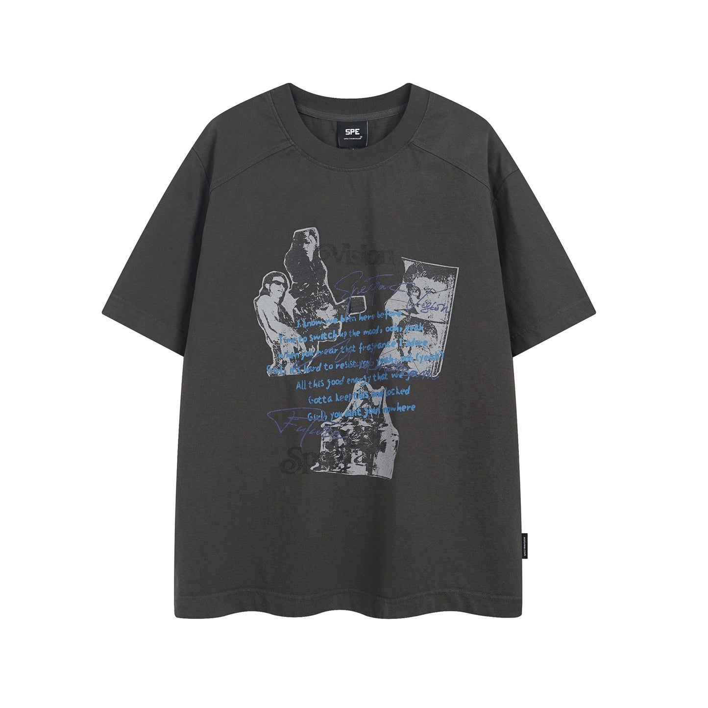 Aged gray unisex pure cotton vintage washed short sleeve t-shirt lifestyle shot TeenStylo