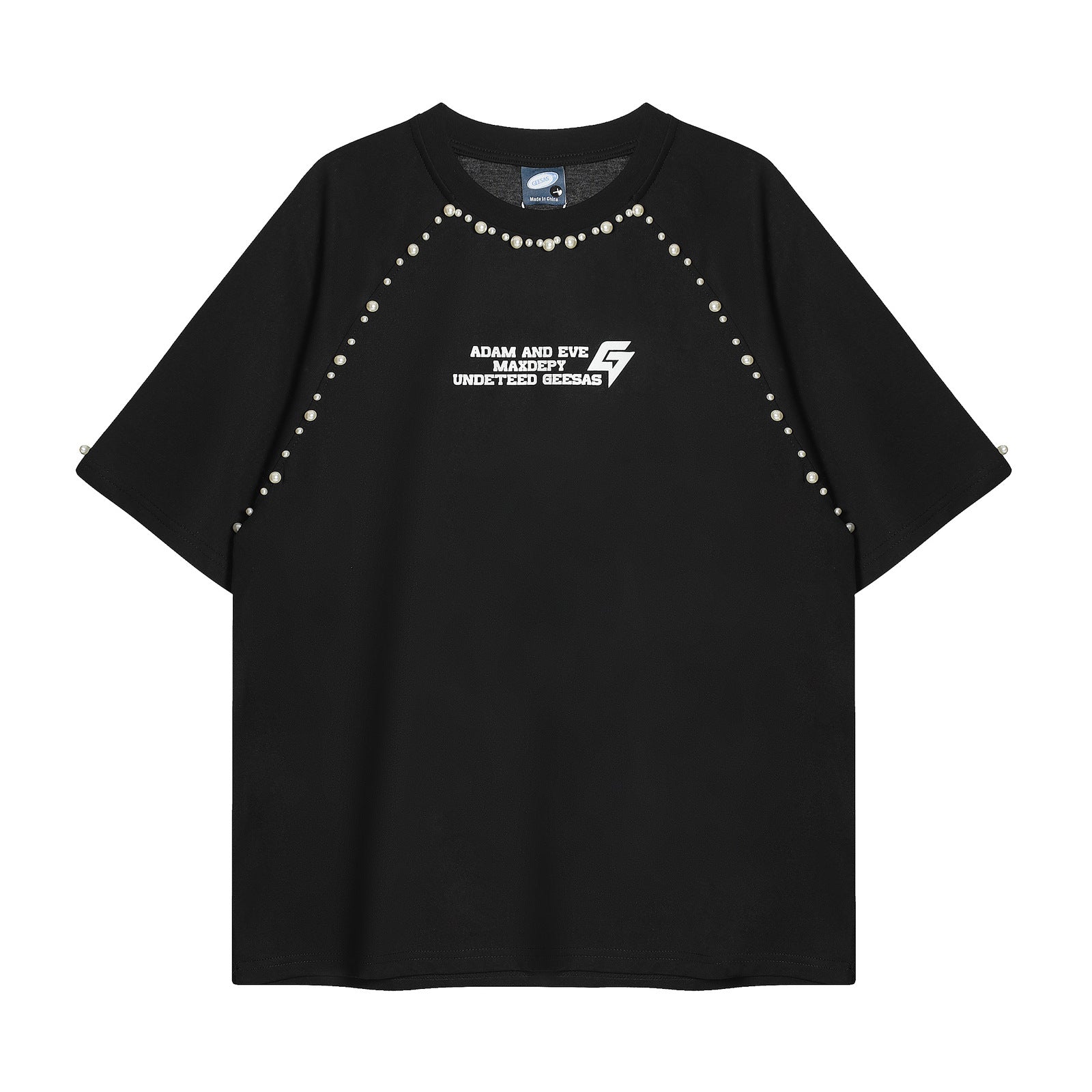 Black oversized pearl design short sleeve t-shirt men's casual streetwear front view | TeenStylo
