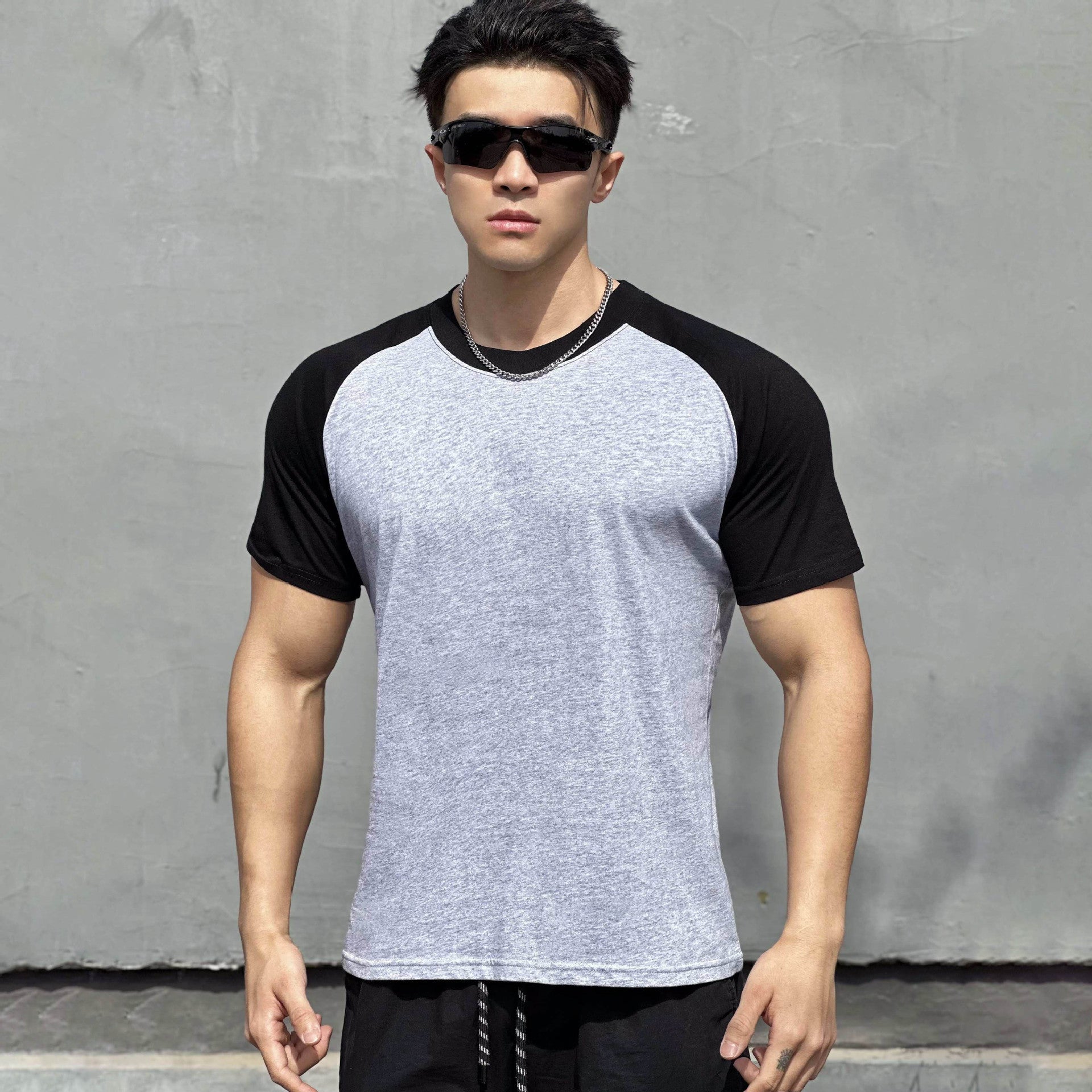 Men's light gray color-blocked raglan sleeve t-shirt lifestyle shot | TeenStylo