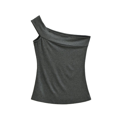 Gray women's sleeveless diagonal neck T-shirt styled in Y2K streetwear lifestyle look | TeenStylo