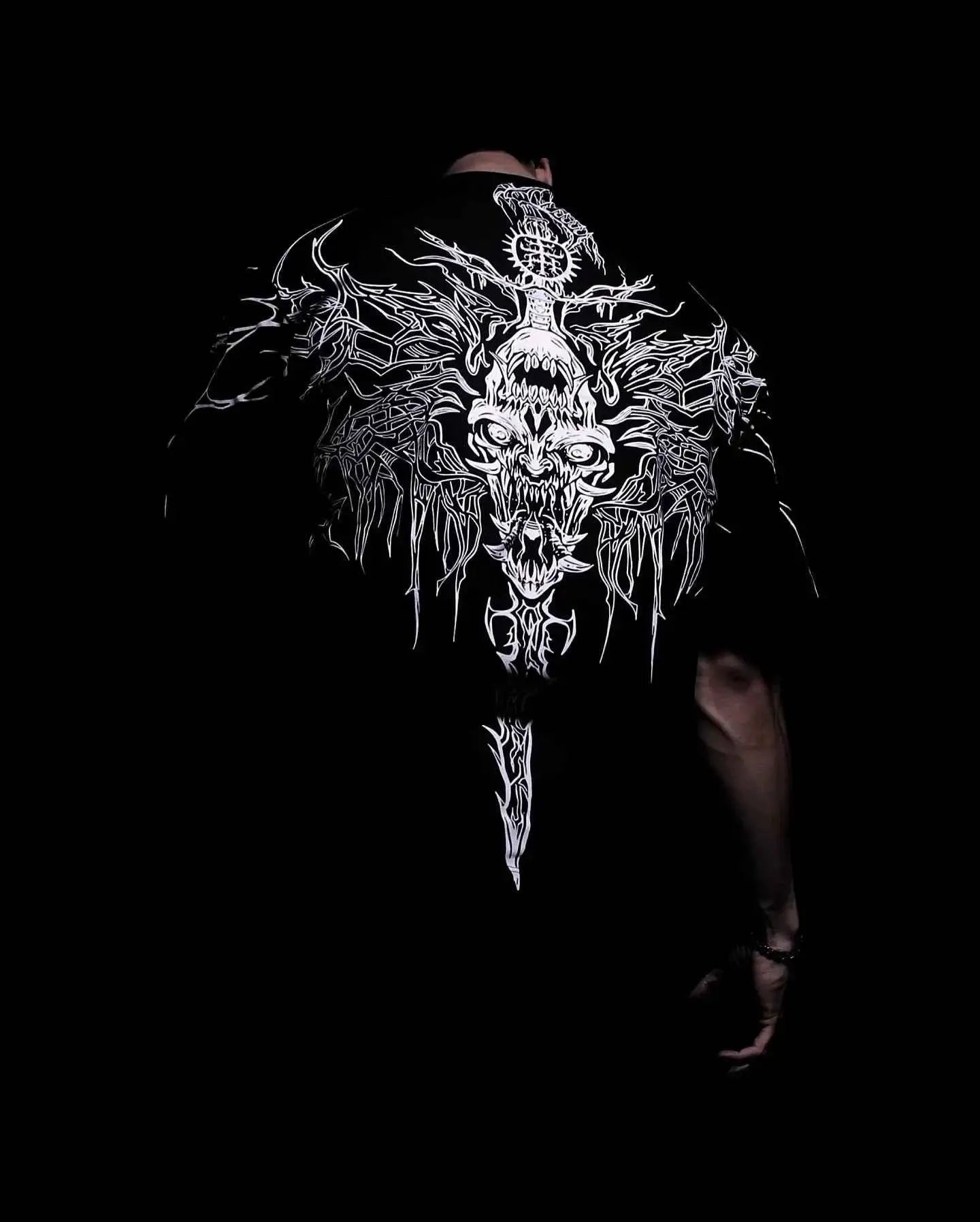 Lonely Shadow Gothic Streetwear T Shirt For Men And Women Oversized Cotton Tee Skeleton Art Grunge Dark Edge Fashion