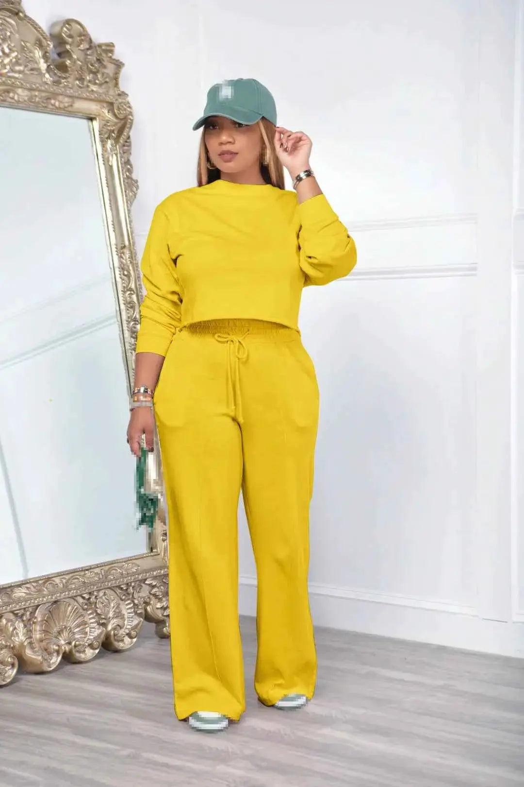 Two Piece Women Tracksuit Set For Winter And Fall Fashion Pants Set Comfortable Cozy Outfit