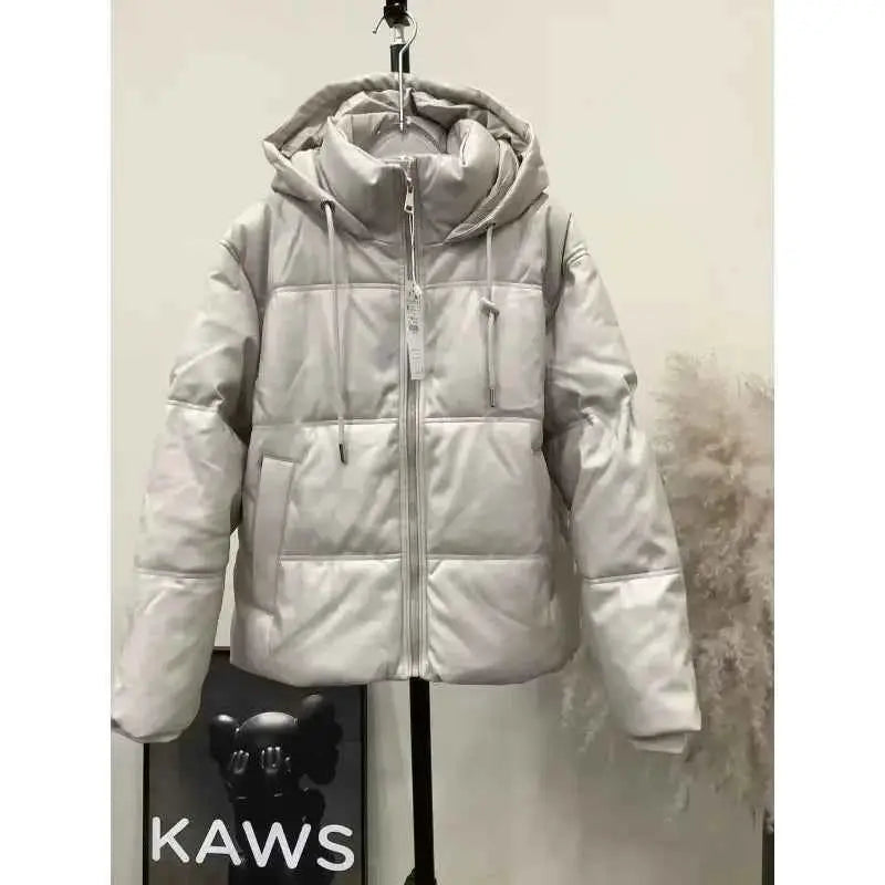 Winter Womens Coat Warm Puffer Jacket For Cold Weather Insulated Outerwear Made For All Day Comfort